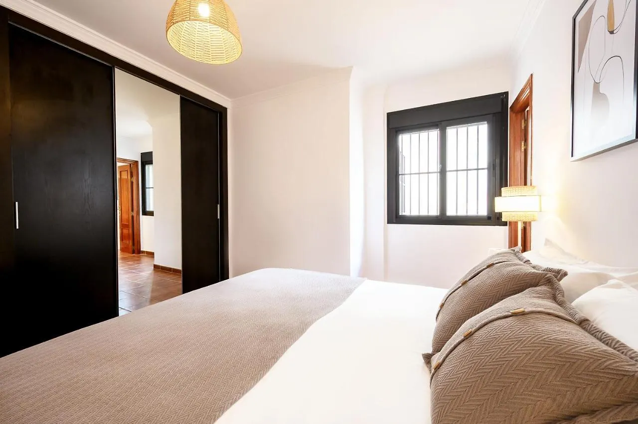 Sauna, 3 Bedroom Apartment By 10Tosea 푸엔히롤라